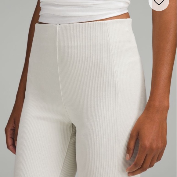 NWT- Ribbed Softstreme Zip-Leg High-Rise Cropped Pant 25"- BONE - Picture 4 of 9